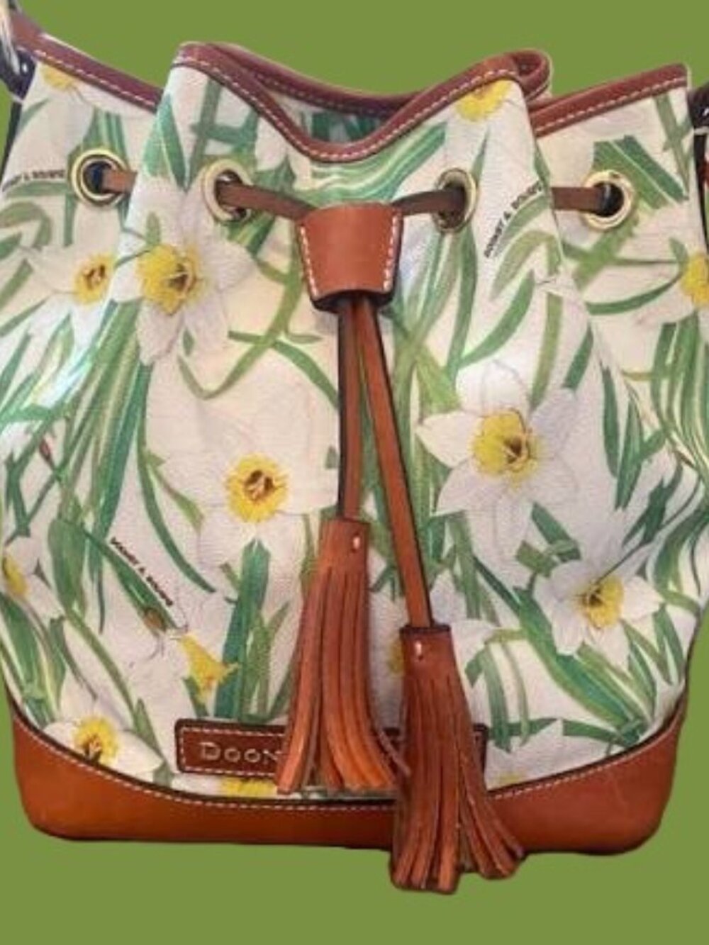 DOONEY & BOURKE Daffodil Drawstring Bucket Bag Excellent Cobndition